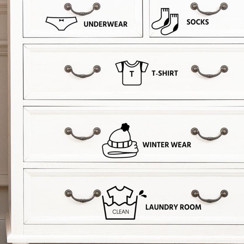 Baby Clothing Cupboard - ملصقات ملابس أطفال من البولي فينيل