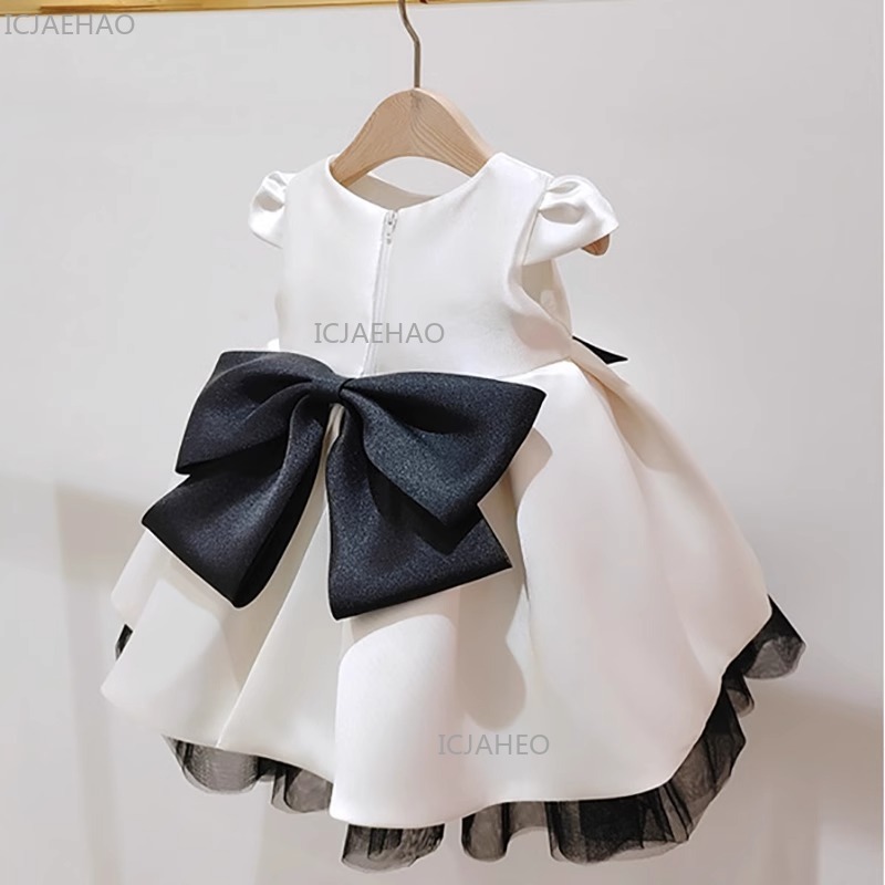 فستان عيد الميلاد الأول للفتيا - مراجعة Baby Clothing For Girls وسعره