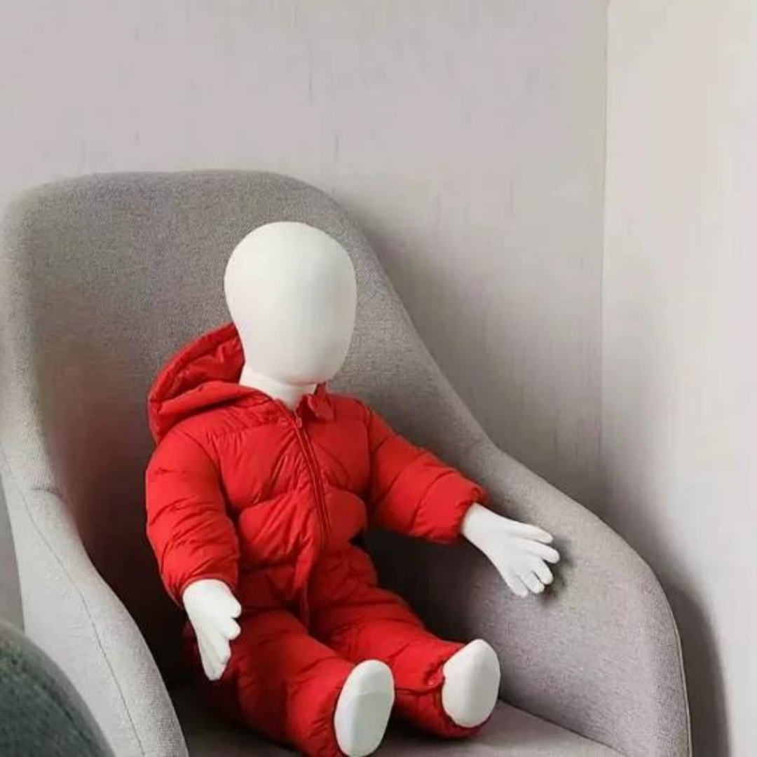 عارضات أزياء قماش يدوية كاملة  - مراجعة Baby Clothing Display Stand وسعره